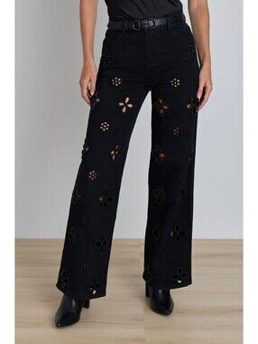 NWT The Noli Shop Kaia Pearl High Rise Jean